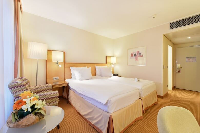 Achat Plaza Hotel Karlsruhe
