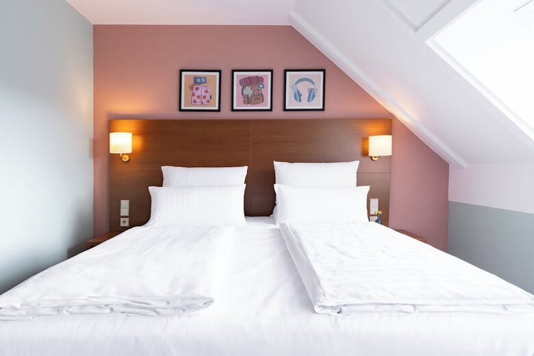 Garner Hotel Stuttgart City Centre By Ihg