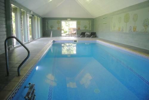 Frith Farm House Cottages