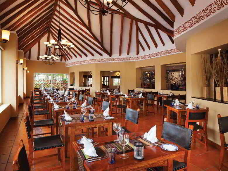 Hotel Boutique El Dorado Seaside Suites