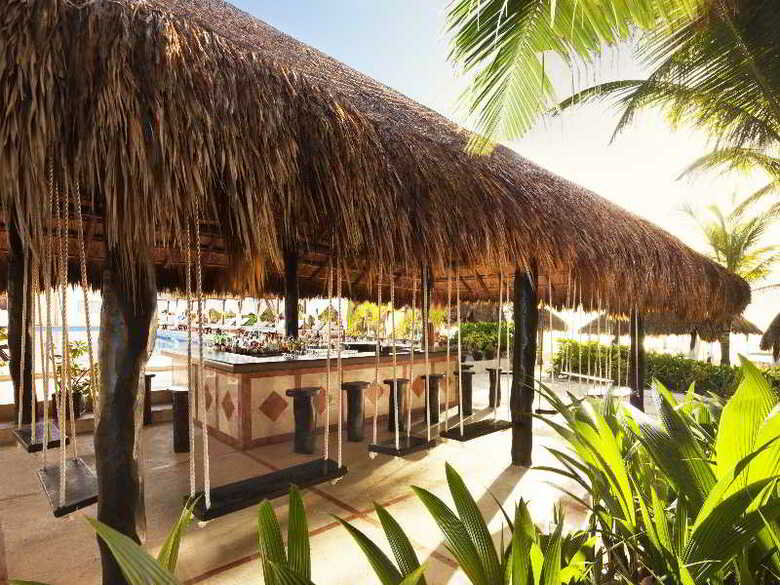 Hotel Boutique El Dorado Seaside Suites