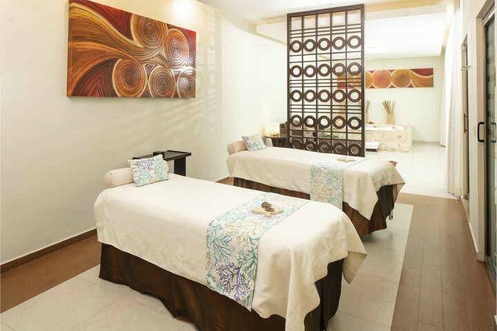 Hotel Boutique El Dorado Seaside Suites