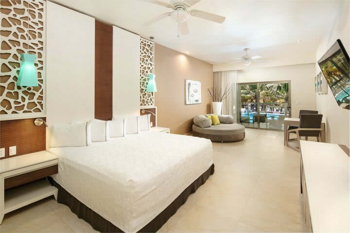 Hotel Boutique El Dorado Seaside Suites