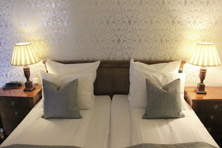 Hotel First Marin