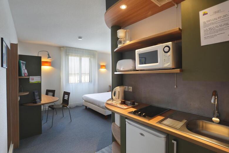 Hotel Suite Home Saran
