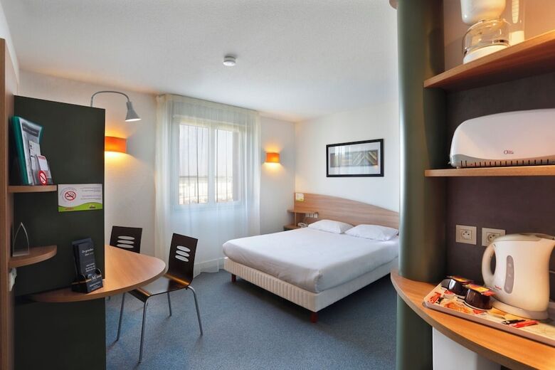 Hotel Suite Home Saran