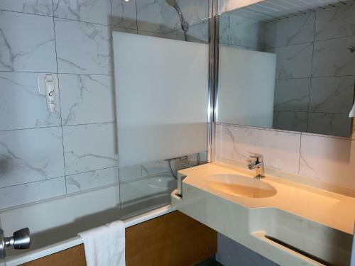 The Originals Boutique, Hotel Beaus�jour - Poitiers Nord Futuroscope