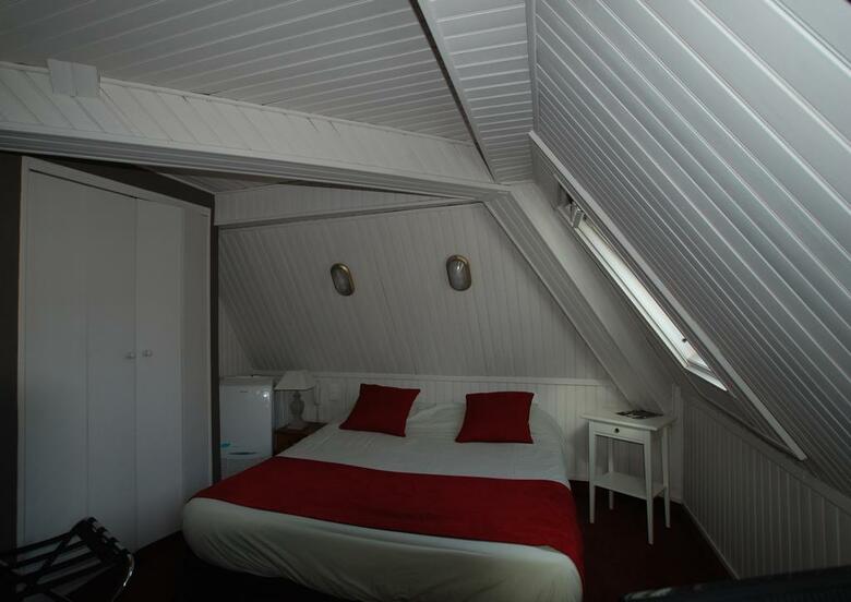 Hotel Ajoncs D'or