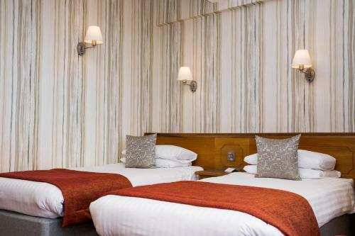 Cliffs Hotel