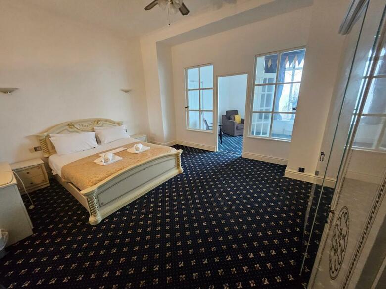 The New President Hotel