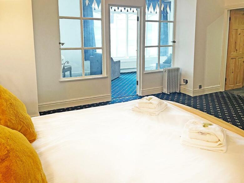 The New President Hotel