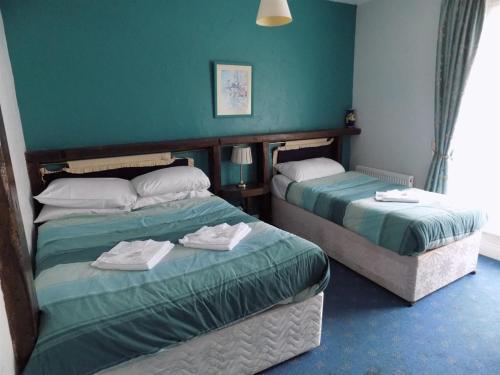 The New Osterley Hotel