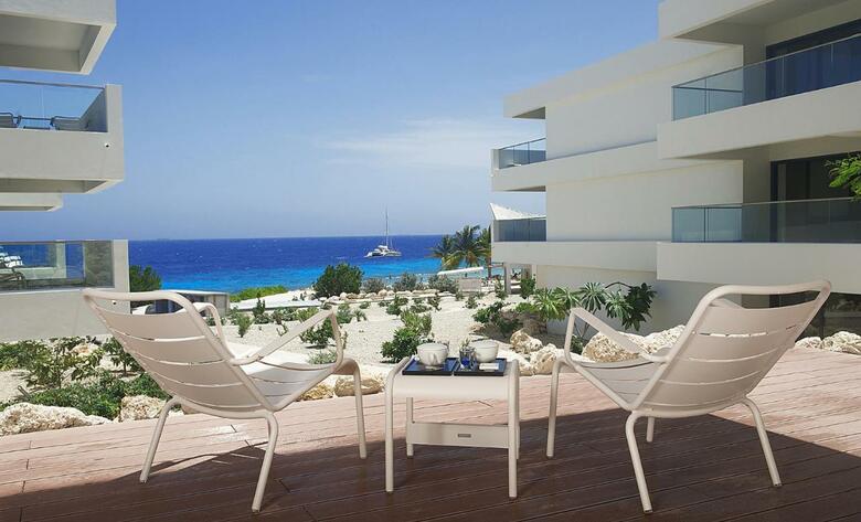 Papagayo Beach Hotel