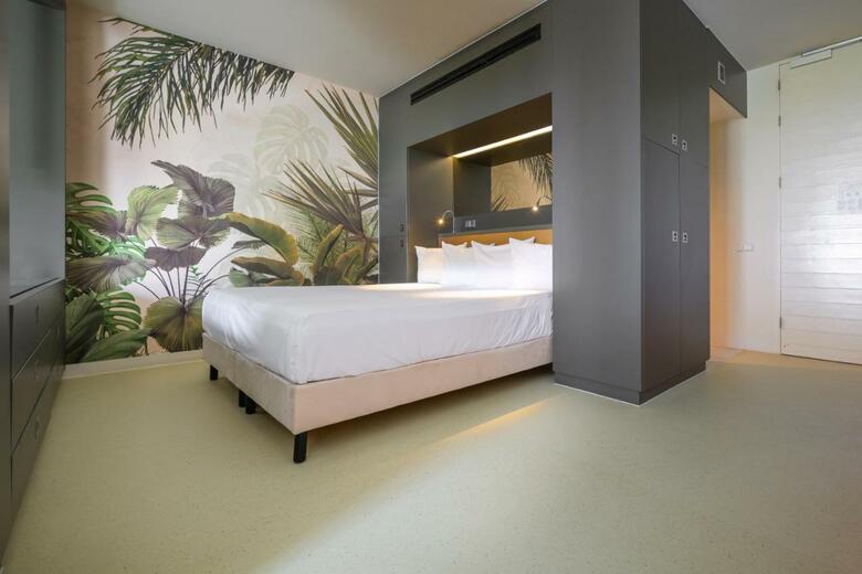 Papagayo Beach Hotel