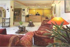 Hotel Sarang Palace