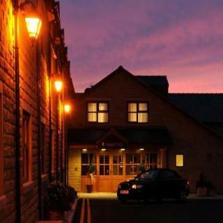 Hotel Red Hall