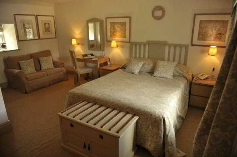 Hotel Barnsdale Lodge