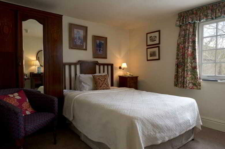 Hotel Barnsdale Lodge