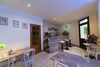 Hotel H�tel Le Petit Ch�teau