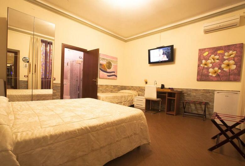 Hotel Ester