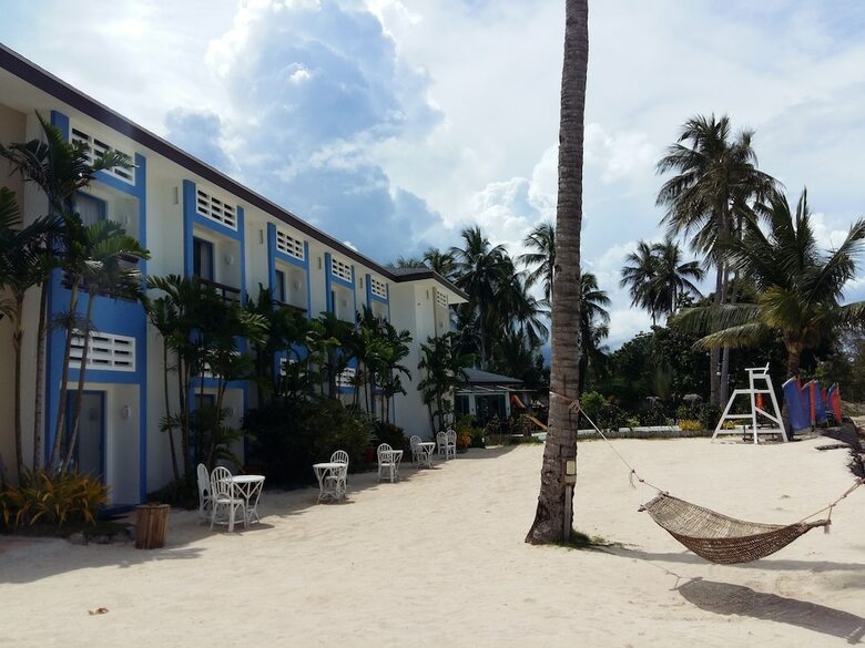 Hotel Microtel By Wyndham Puerto Princesa