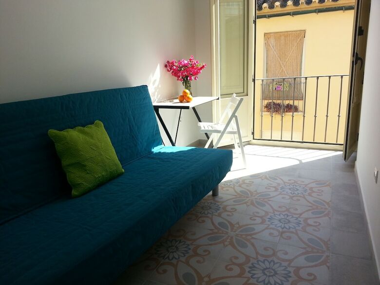 Hostal La Siesta Malaga Guesthouse