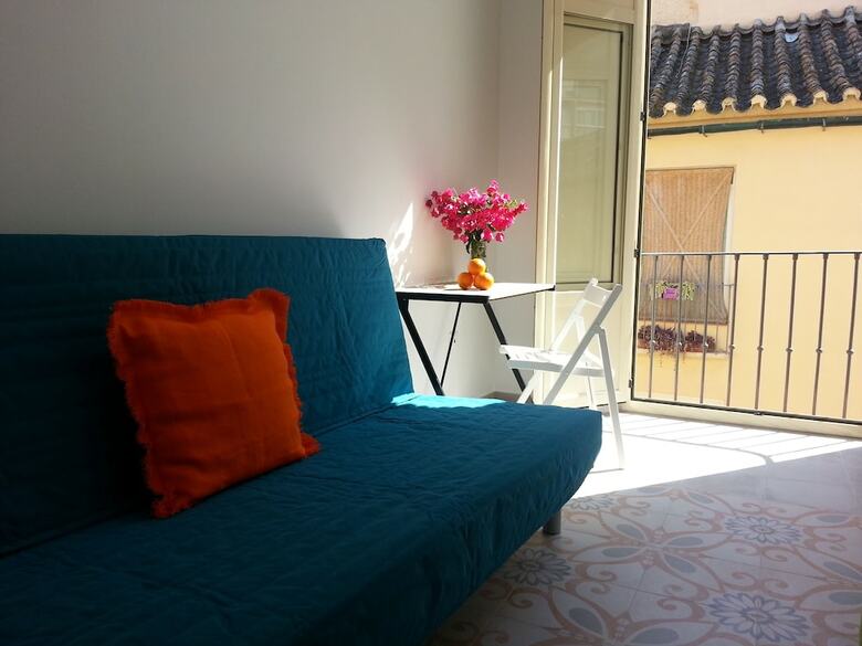 Hostal La Siesta Malaga Guesthouse