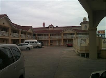 Motel Nel Inn And Suites