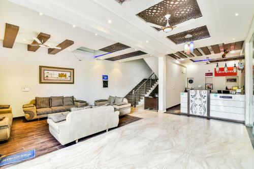 Hotel Behl Regency