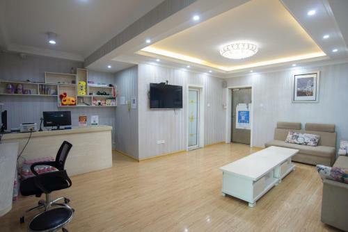 Youwo Capsule Hotel