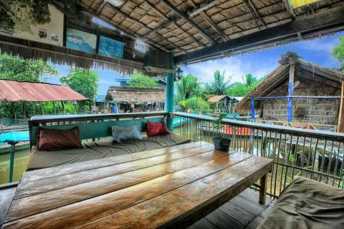 Hostal Man'groove Guesthouse