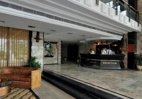 Hotel The Grand Lilly Resorts