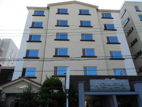 Charmant Hotel