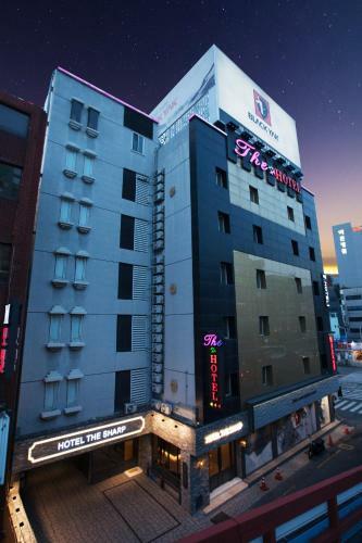 The Sharp Motel