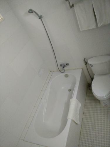 Nylon Hotel