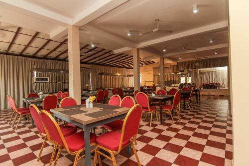 Sea Shine Beach Hotel