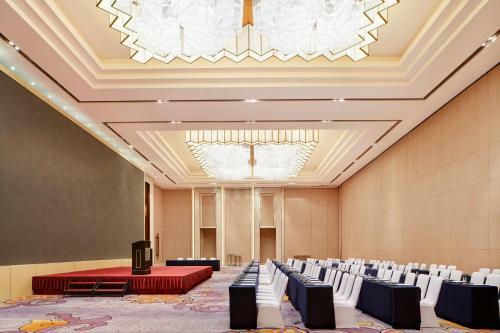 Sheraton Harbin Xiangfang Hotel