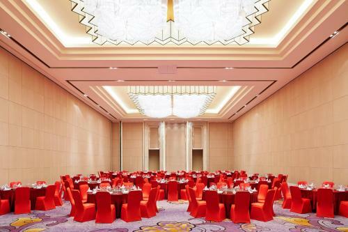 Sheraton Harbin Xiangfang Hotel
