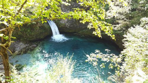 Bed & Breakfast Vellezrit Guri