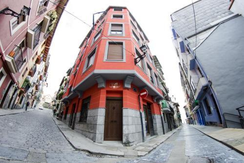 Andra Mari Apartamentu Turistikoak