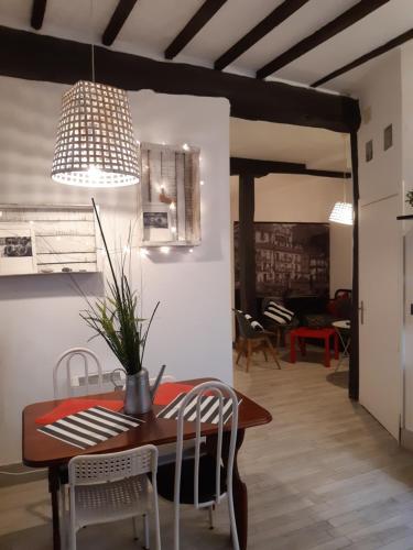 Andra Mari Apartamentu Turistikoak