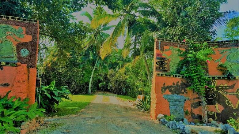 Hotel Maruba Resort & Jungle Spa