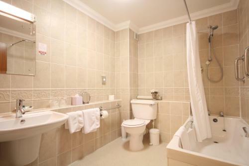Strathburn Hotel