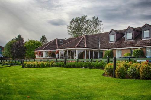 Strathburn Hotel