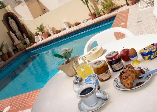 Madonnina Homestay