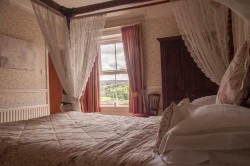 The Buck Hotel