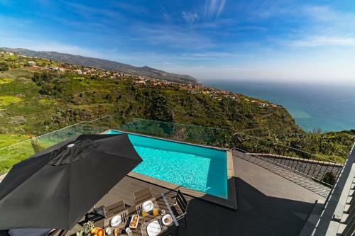 Villa Clementina | Cliffs&ocean | Heated Pool