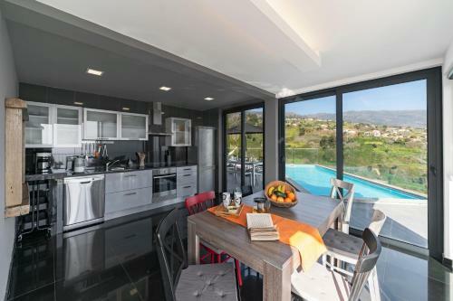 Villa Clementina | Cliffs&ocean | Heated Pool