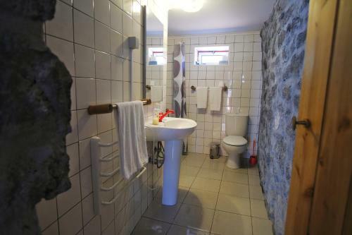 Hostal Aldeia Dos Caldeir�es