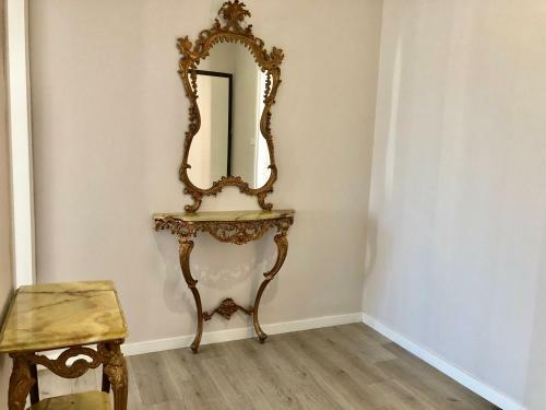 Yhome | J Stadium - Toscana Apartments